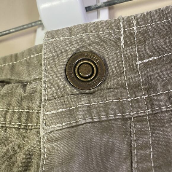 Kuhl Shorts Men 36 Green Cargo  Hiking Utility Outdoor Vintage Patina Dye - Picture 5 of 16